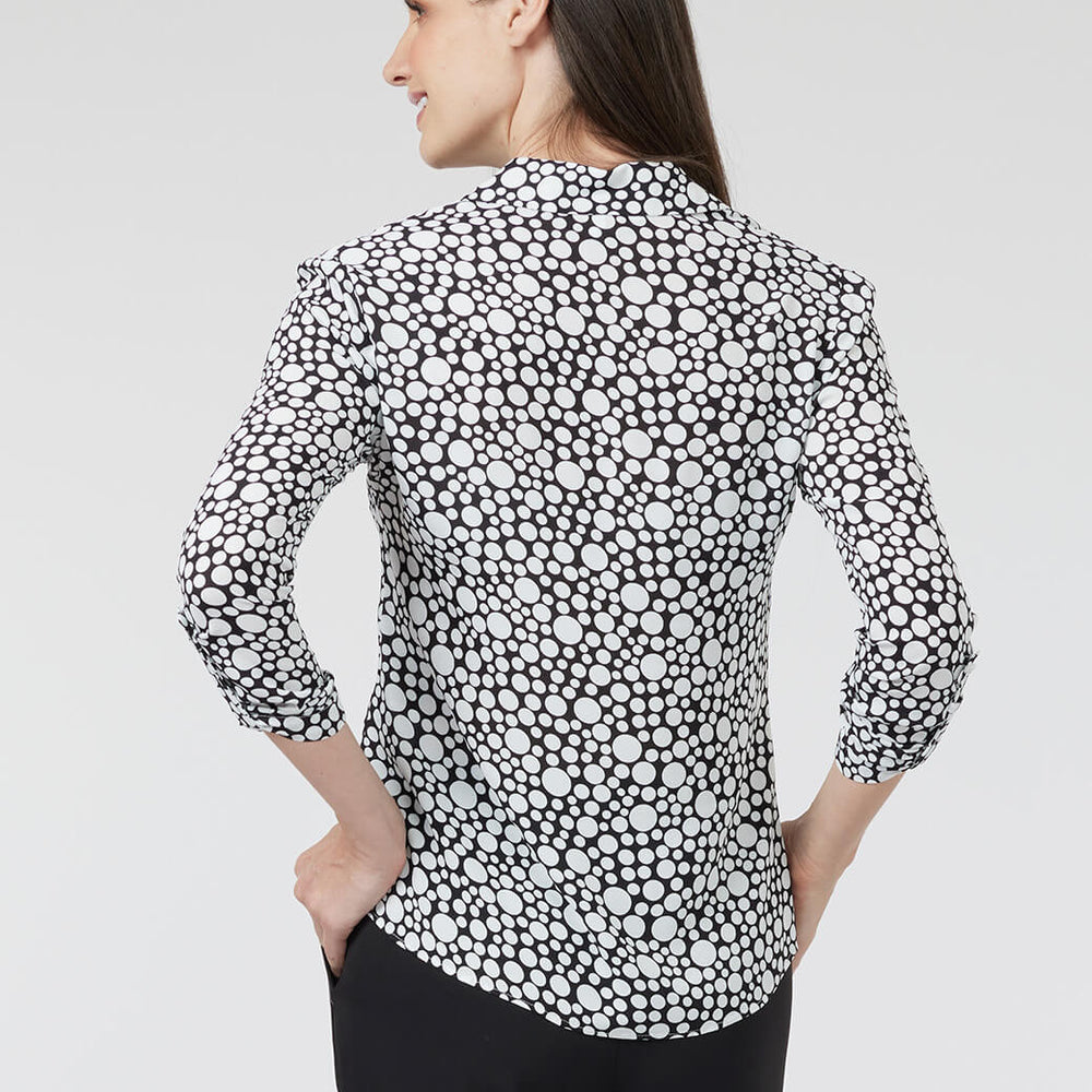 
                      
                        Blusa blanca Velia
                      
                    