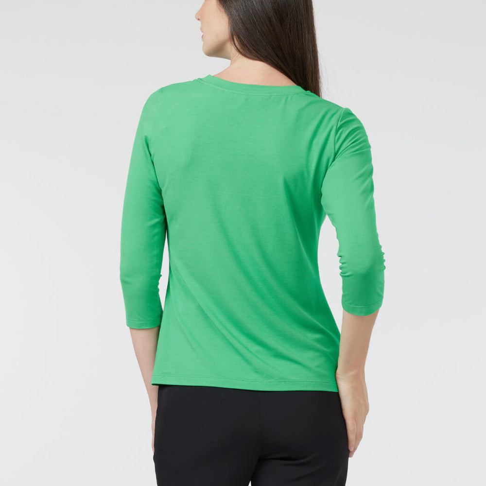 
                      
                        Blusa verde Velia
                      
                    