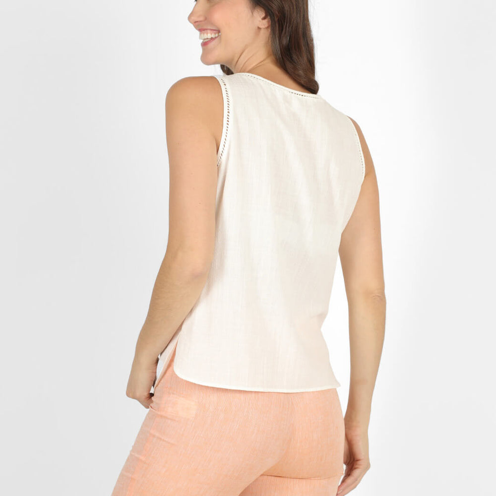 
                      
                        Blusa hueso Alice
                      
                    