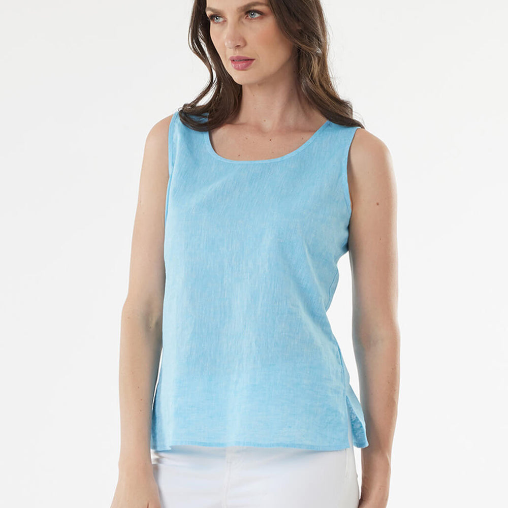 
                      
                        Blusa azul sisada Esenciales
                      
                    