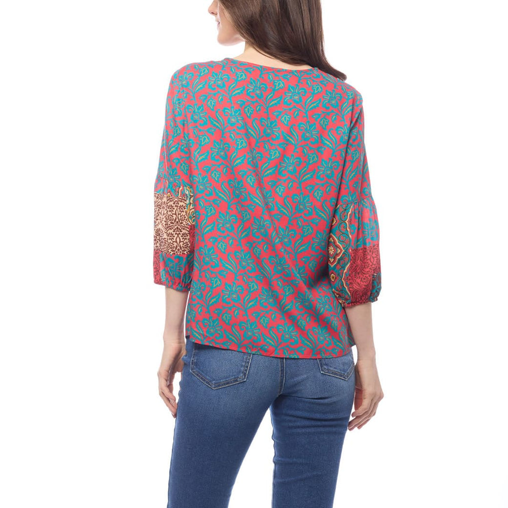 
                      
                        Blusa Multicolor Karola
                      
                    