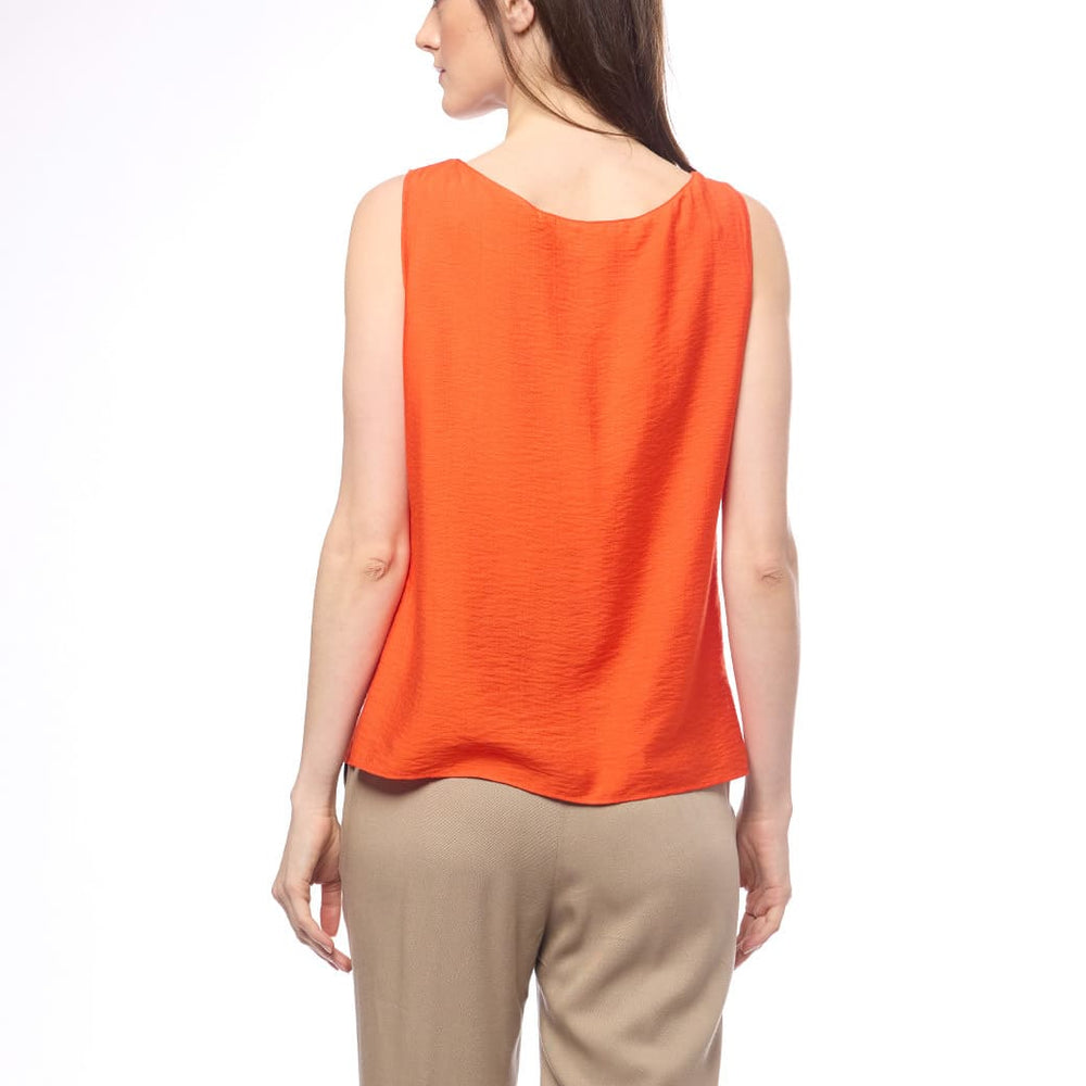 
                      
                        Blusa Naranja Bathia
                      
                    