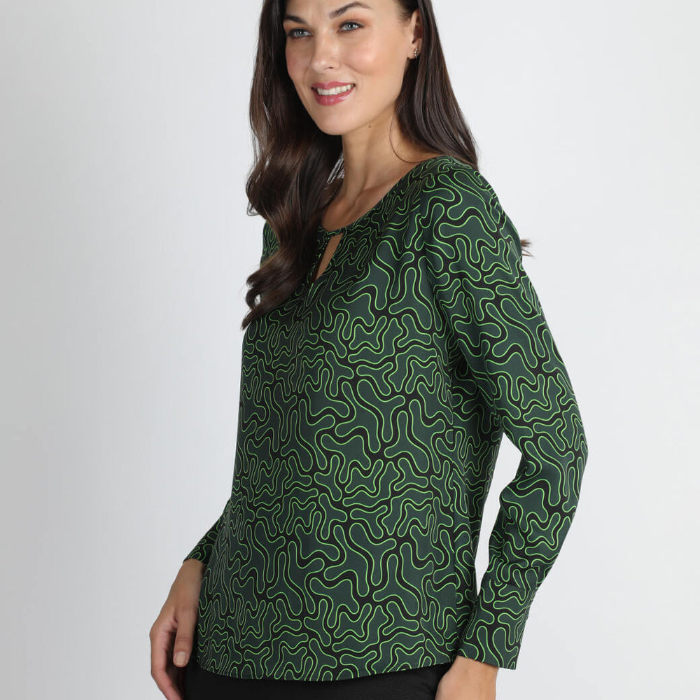 
                      
                        Blusa verde Rafaella
                      
                    