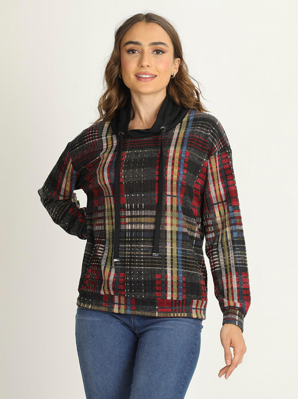 Sueter multicolor con cuello alto