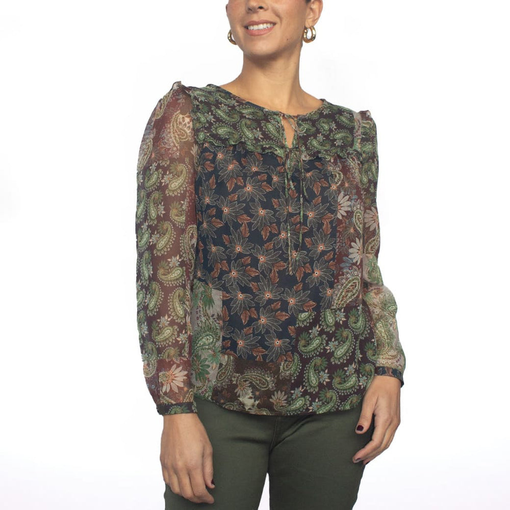 Blusa verde con olán Brisa