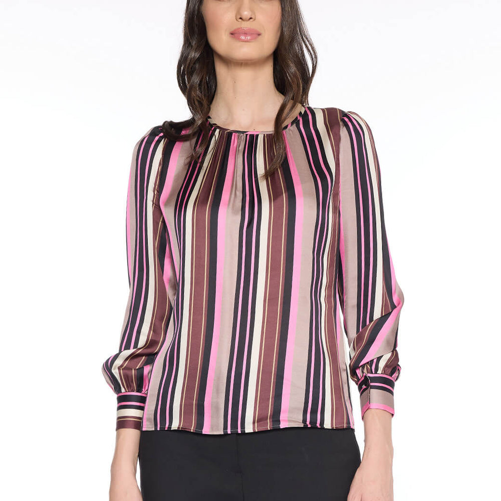 
                      
                        Blusa multicolor Nicolle
                      
                    