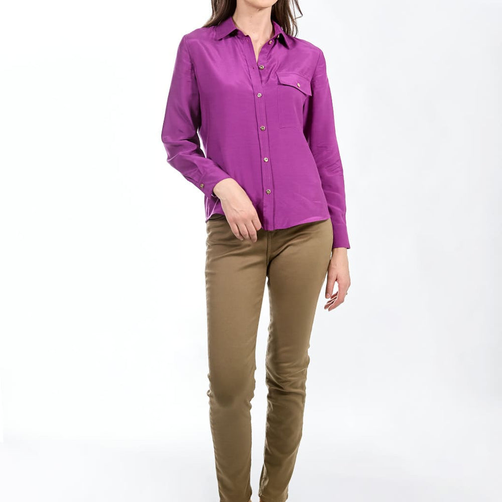 
                      
                        Blusa camisera morada Cleire
                      
                    