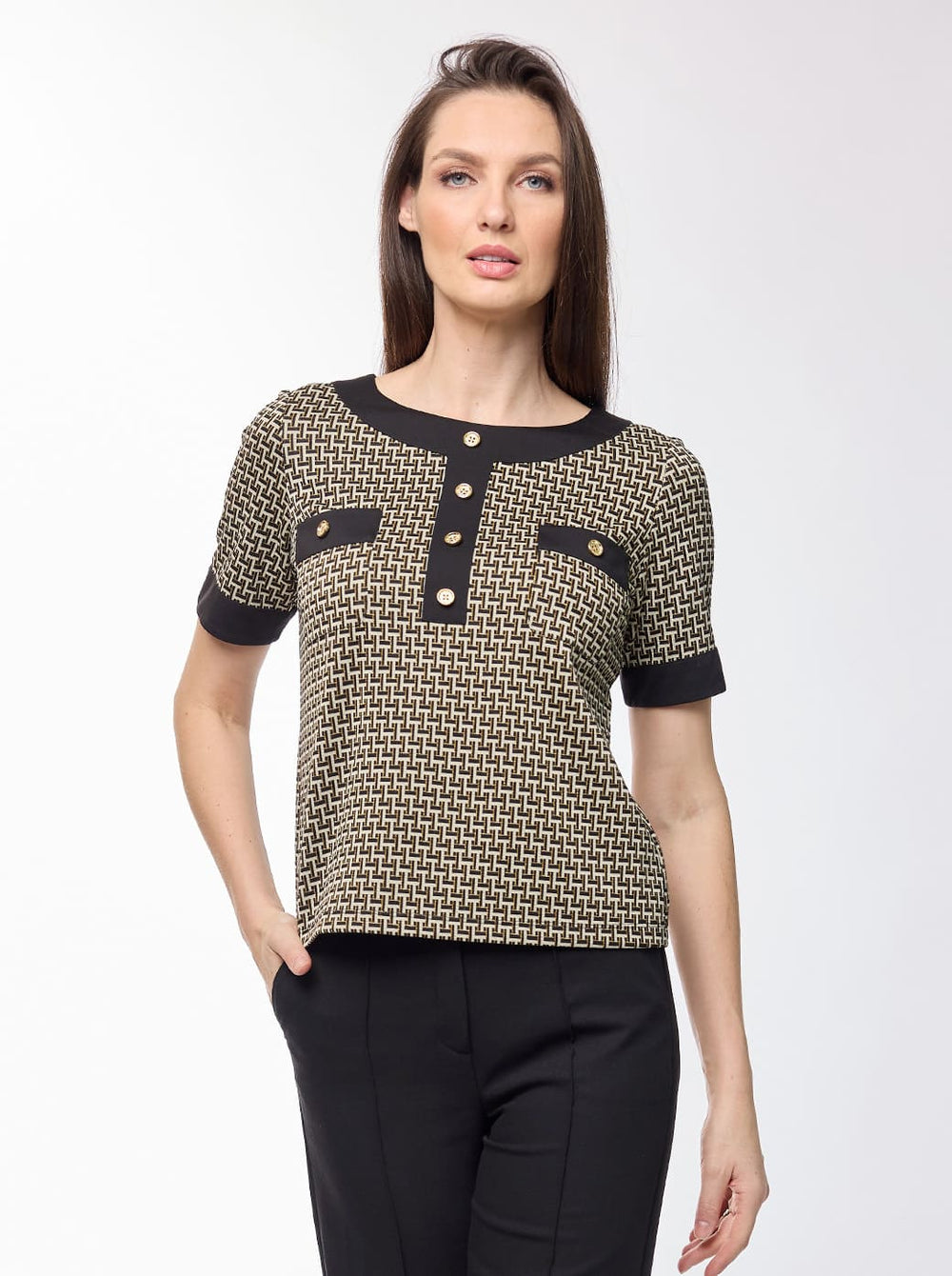 Blusa negra Unma