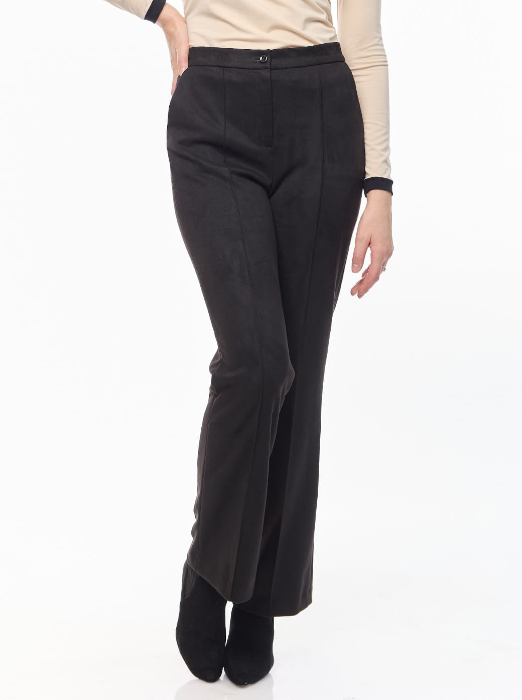 Pantalón gamuza negro Tiziana