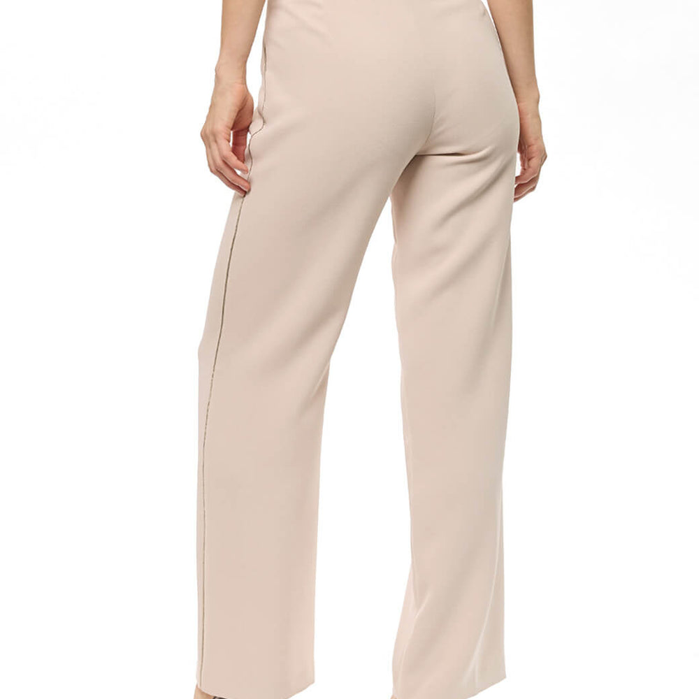 
                      
                        Pantalón beige Olenka
                      
                    