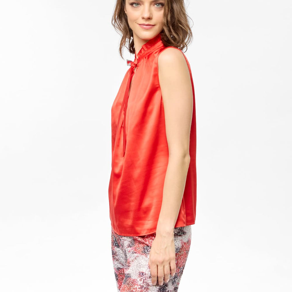 
                      
                        Blusa roja Georgina
                      
                    