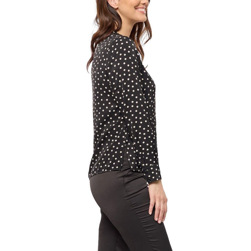 
                      
                        Blusa negra con lunares Naysa
                      
                    