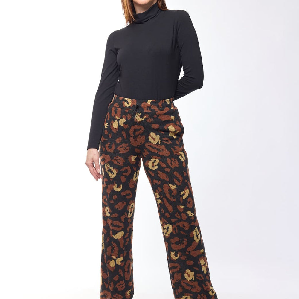 Pantalon negro pijamero Esenciales