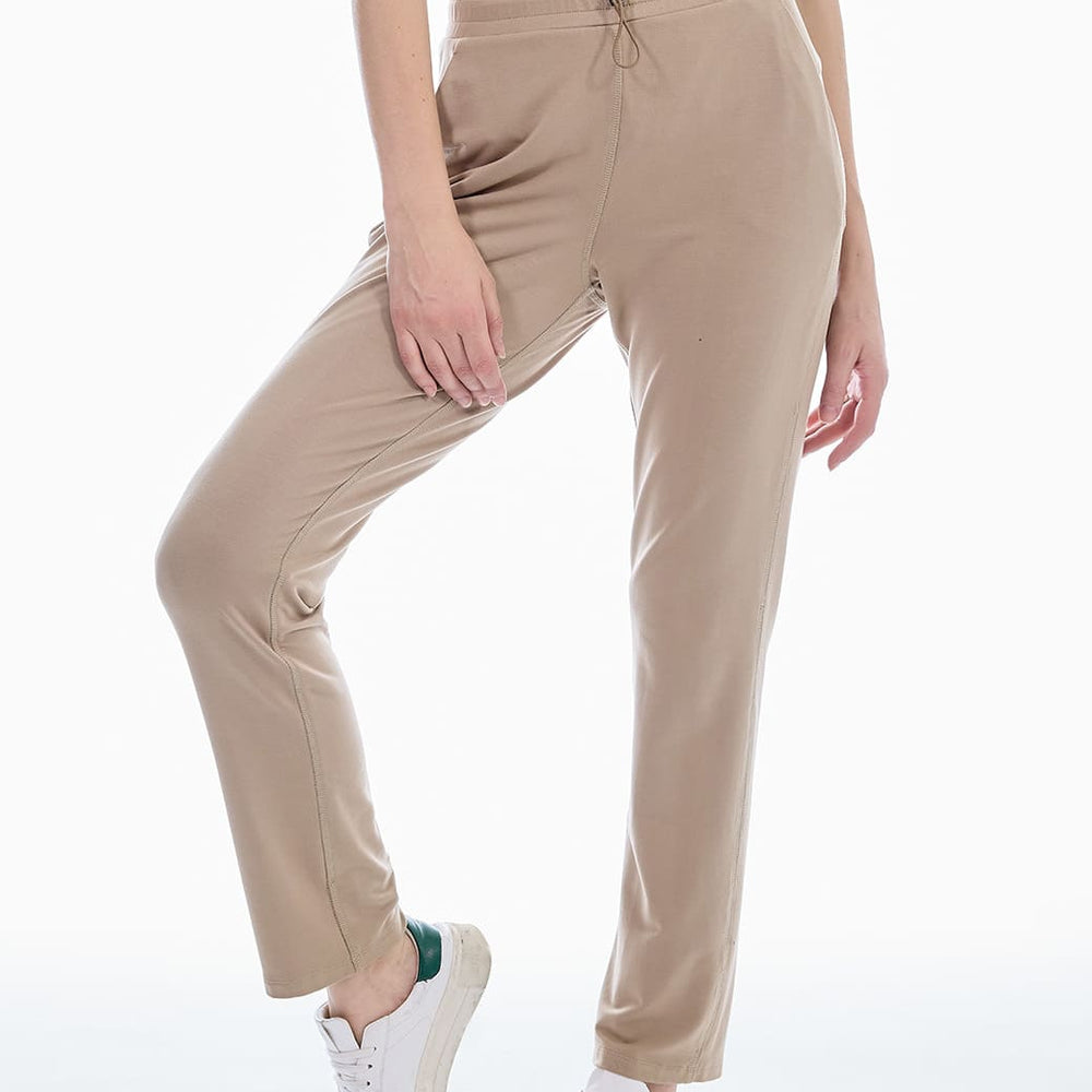 Pants beige con cortes Comfort