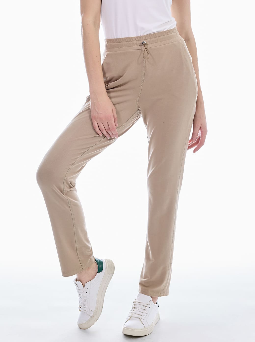 Pants beige con cortes Comfort