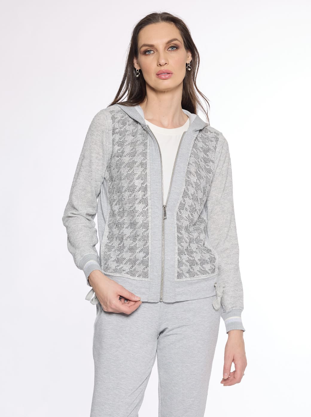 Sudadera gris con capucha Comfort