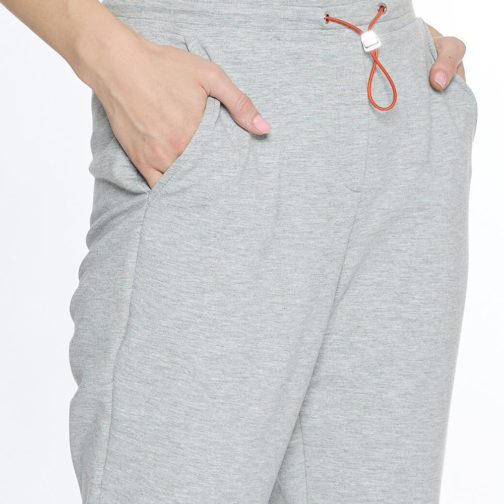 
                      
                        Pants gris Comfort
                      
                    