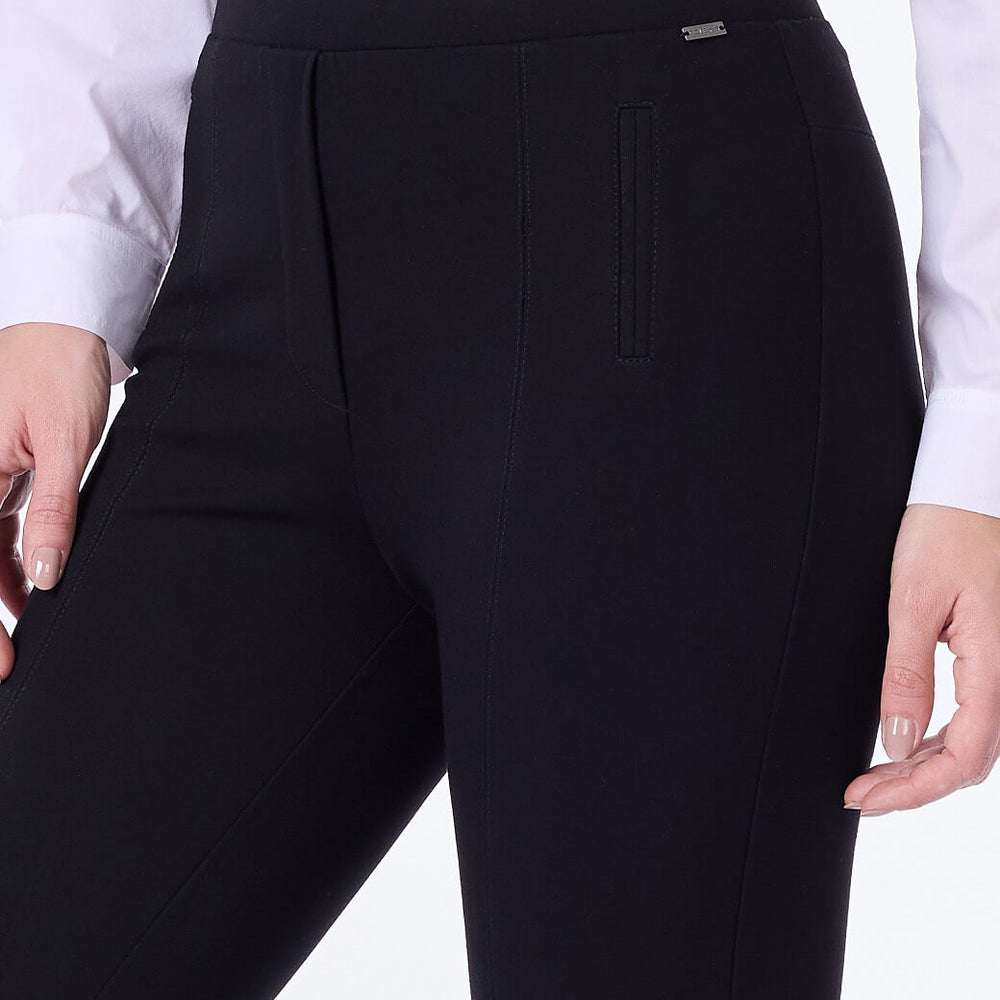 
                      
                        Leggings negro Básico
                      
                    