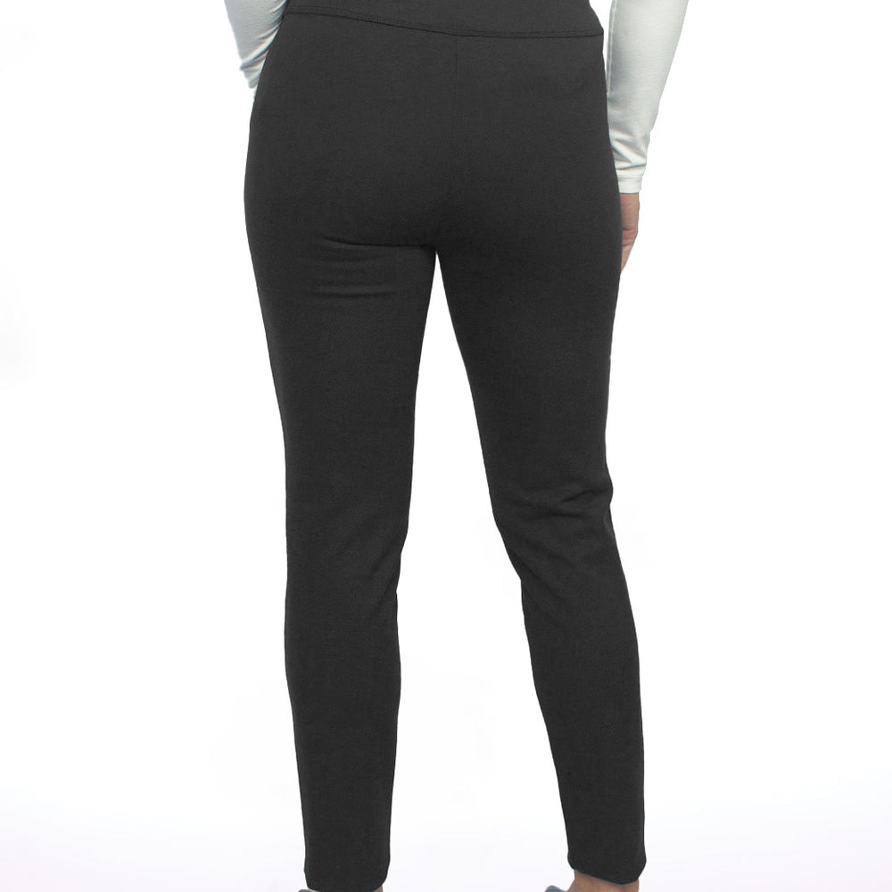 
                      
                        Leggings negro con bolsillos Básicos
                      
                    