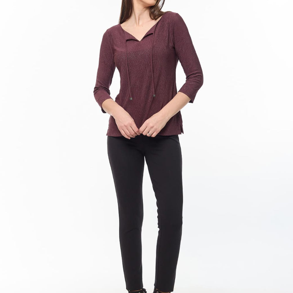 
                      
                        Blusa vino con lurex Geraldine
                      
                    