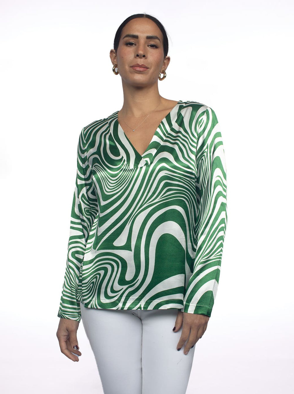 Blusa verde abertura en costados Esenciales